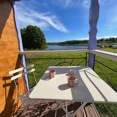 Les Logements Insolites De La Base Nautique Verneuil  Esterno foto