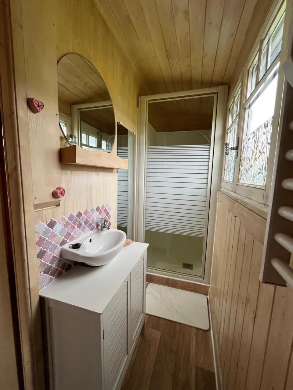 Les Logements Insolites De La Base Nautique Verneuil  Esterno foto