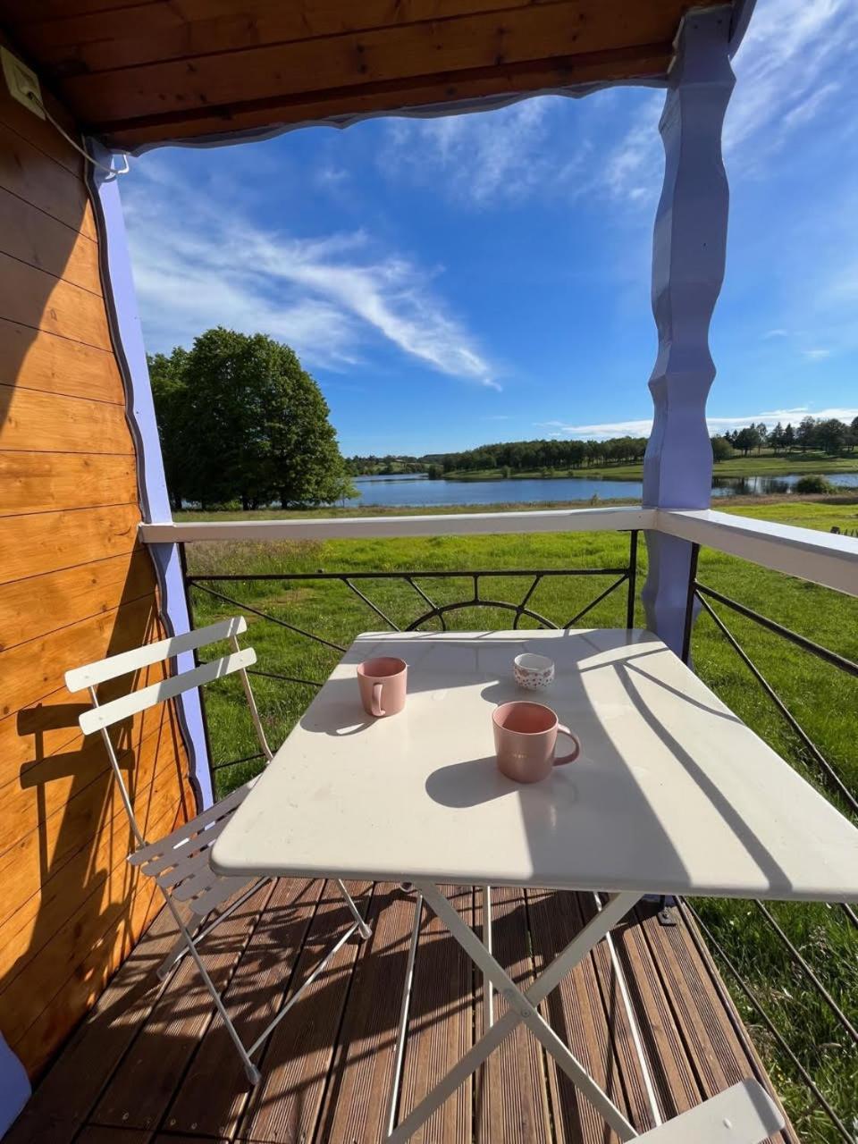 Les Logements Insolites De La Base Nautique Verneuil  Esterno foto
